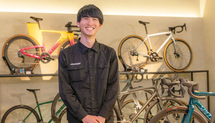 岸 央展さん